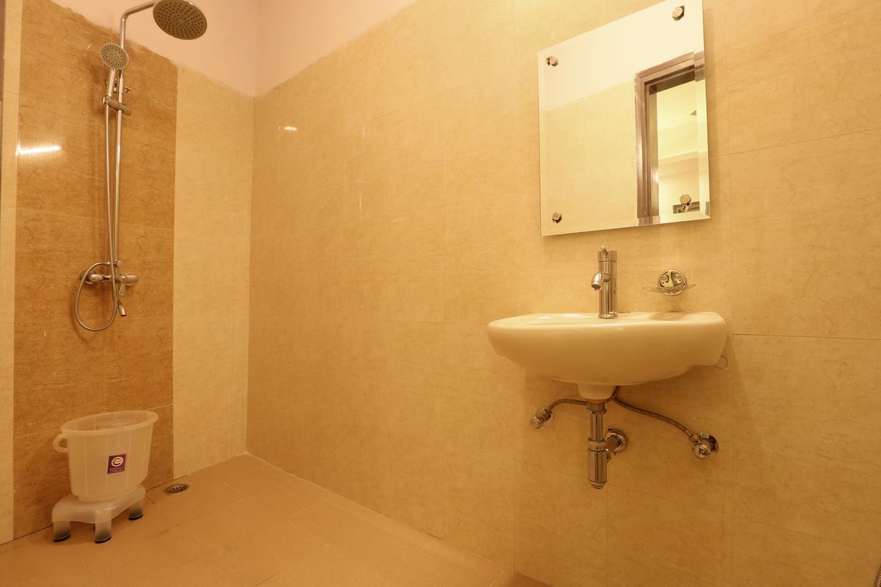 Hotel Plazzo Nowe Delhi Zewnętrze zdjęcie