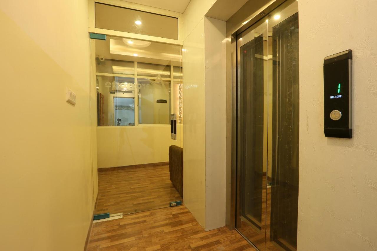 Hotel Plazzo Nowe Delhi Zewnętrze zdjęcie